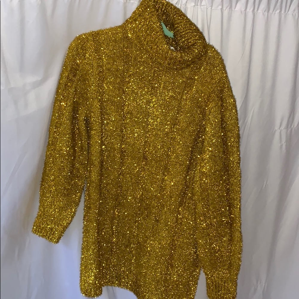 BRAND NEW NEVER WORN H&M GOLD SHINY SWEATER